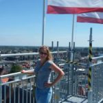 Der Blick über Alkmaar mit der Fahne von Alkmaar